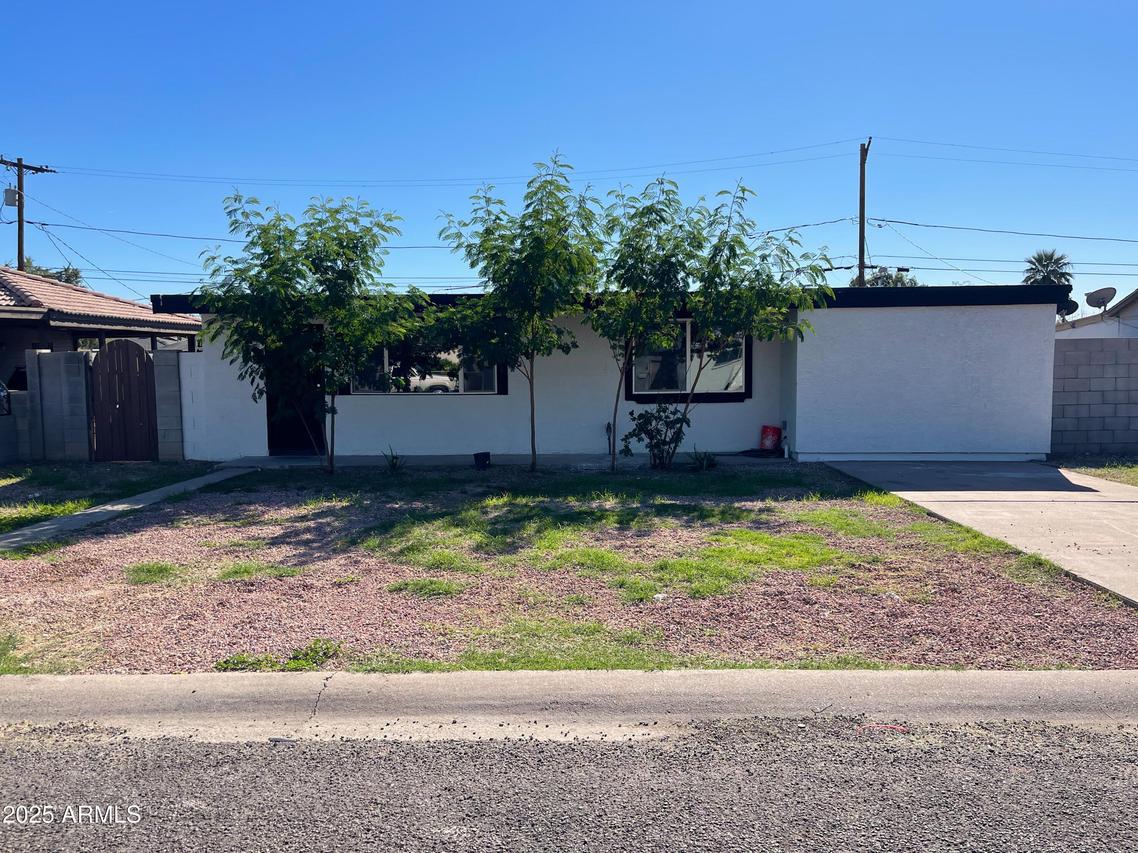 2739 W Hazelwood St., Phoenix, AZ 85017
