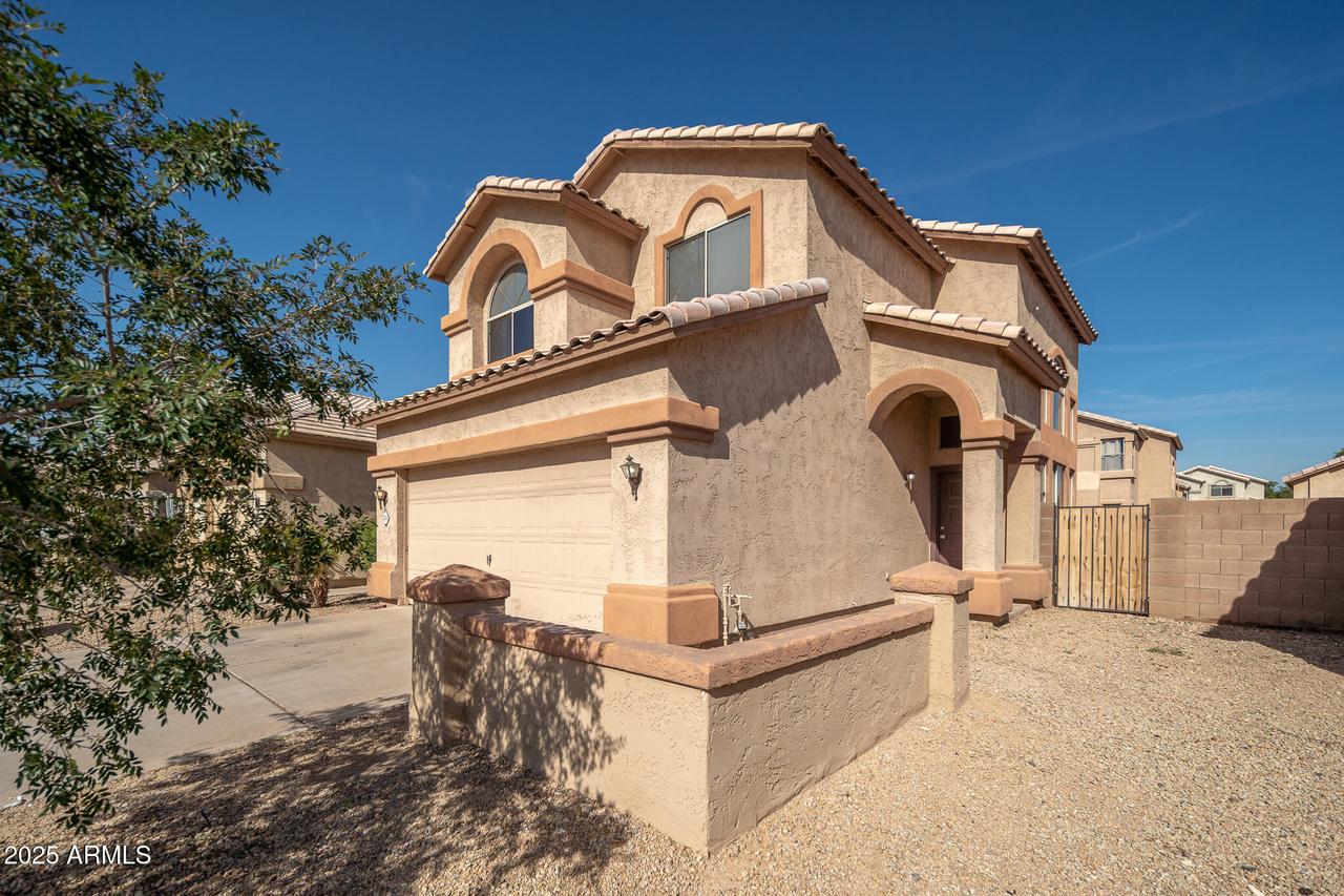 2013 N 106th Dr., Avondale, AZ 85392
