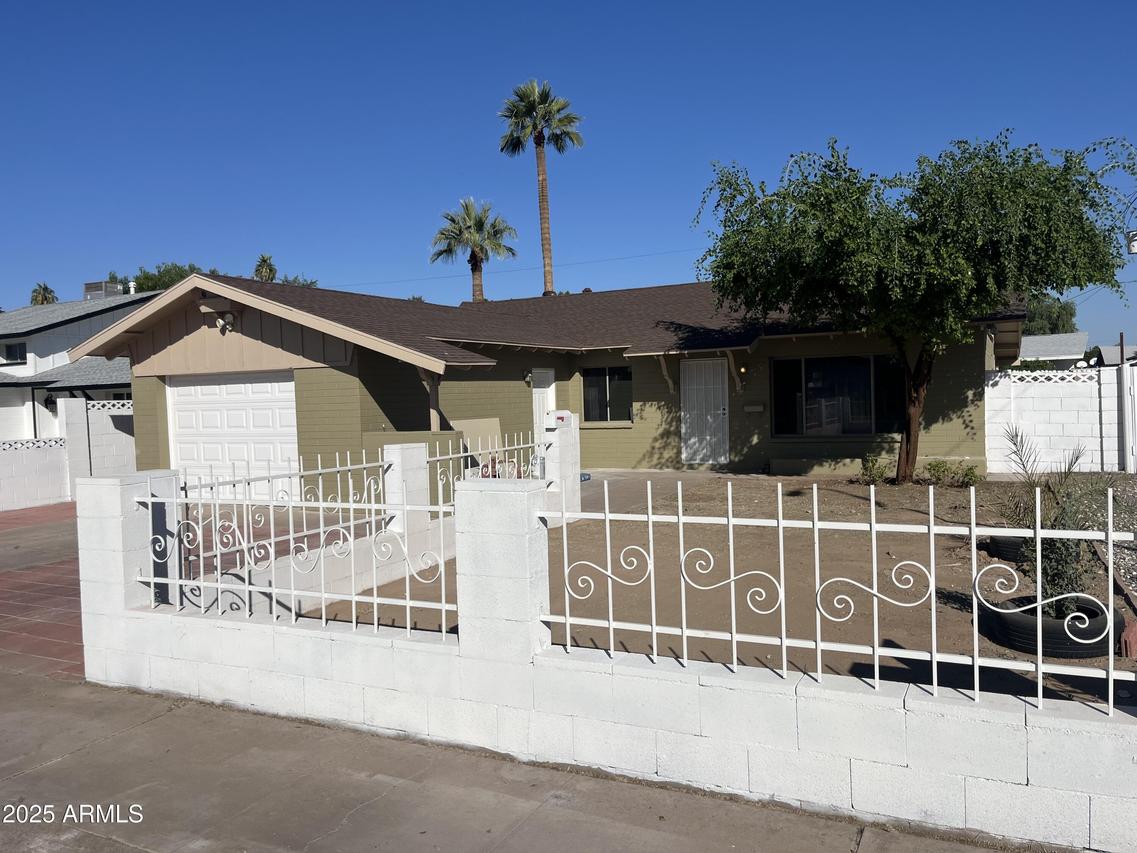 4310 W Rose Ln., Glendale, AZ 85301