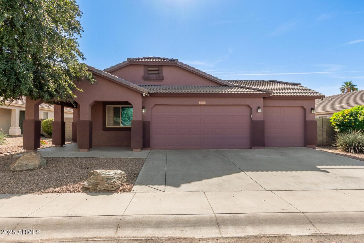 2513 W Carter Rd., Phoenix, AZ 85041