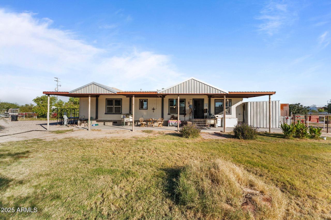 1307 S 343rd Ave., Tonopah, AZ 85354