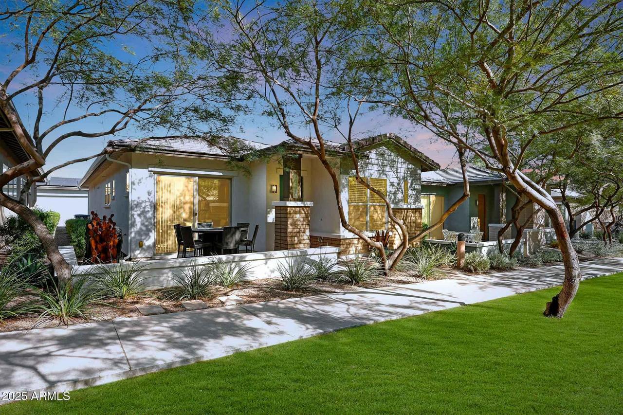 20719 W Medlock Dr., Buckeye, AZ 85396