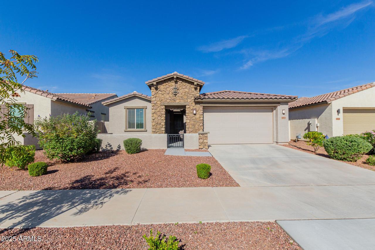 17454 W Larkspur Dr., Surprise, AZ 85388