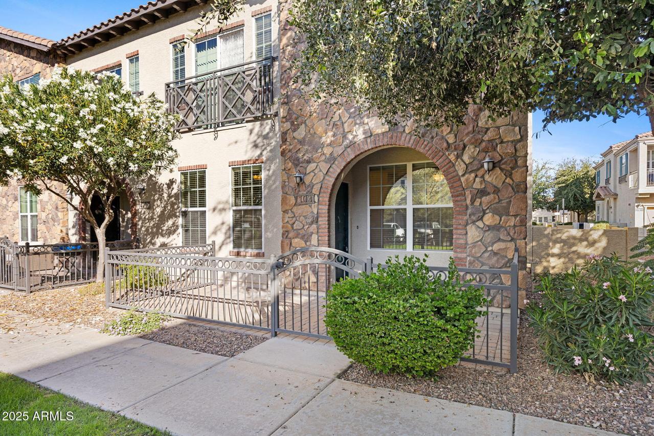 4707 E Thunderheart Tr. #103, Gilbert, AZ 85297