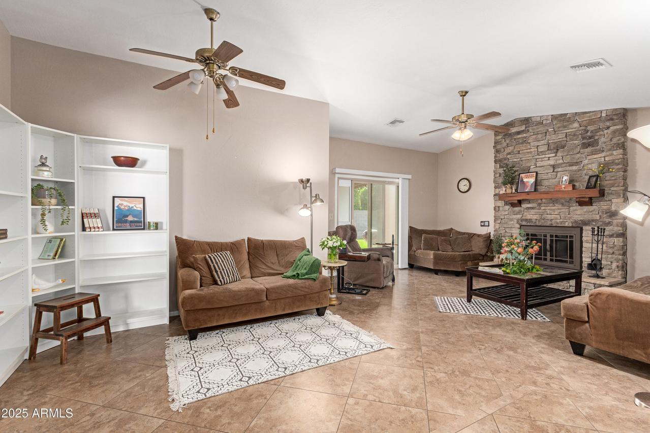 4333 W Bobbie Ter., Glendale, AZ 85306