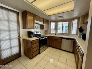 606 W Kings Ave., Phoenix, AZ 85023