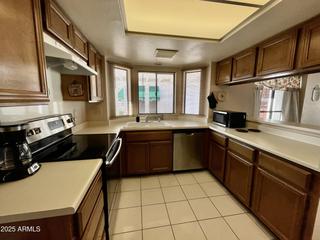 606 W Kings Ave., Phoenix, AZ 85023