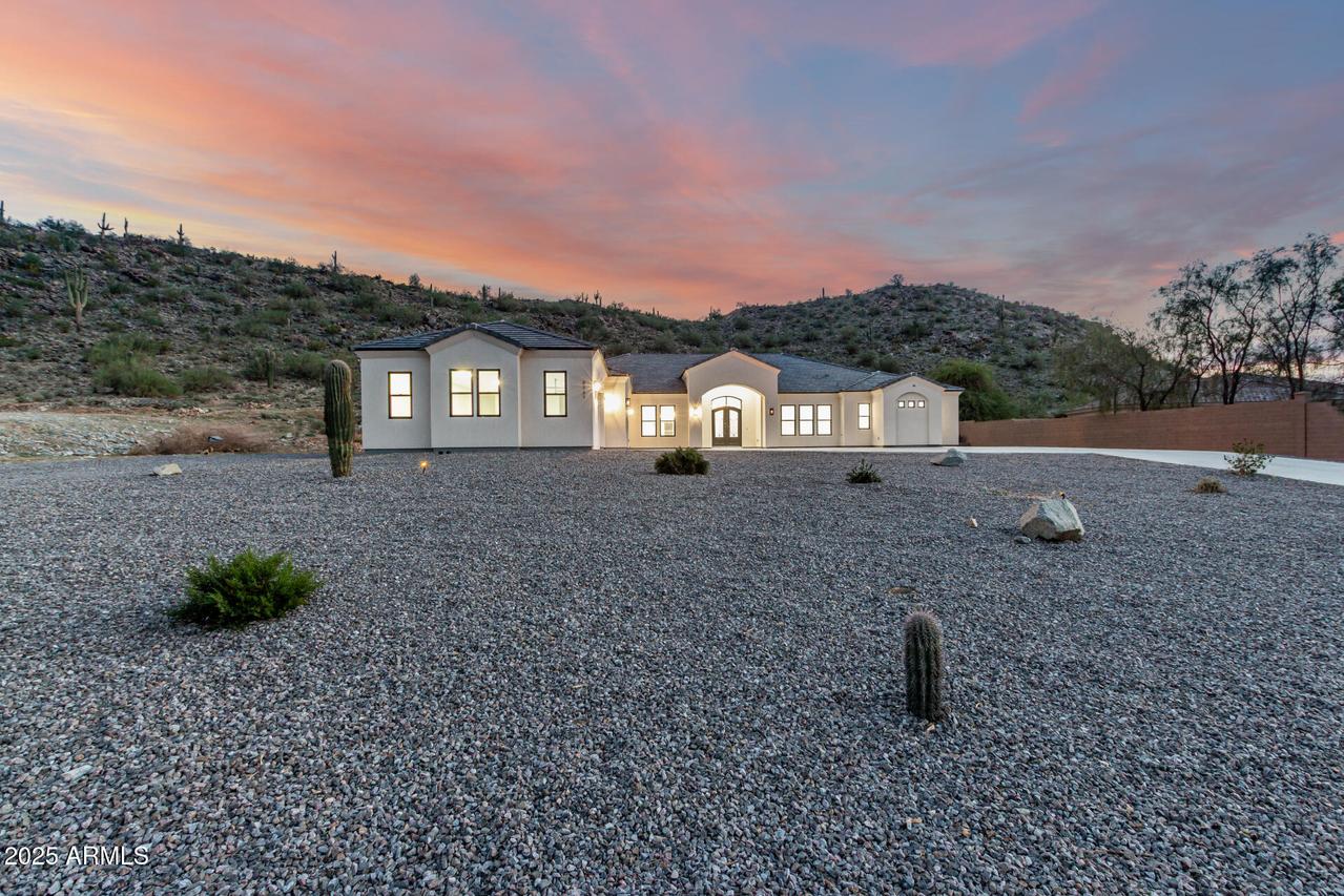 9357 W Canyon Verde Dr., Casa Grande, AZ 85194