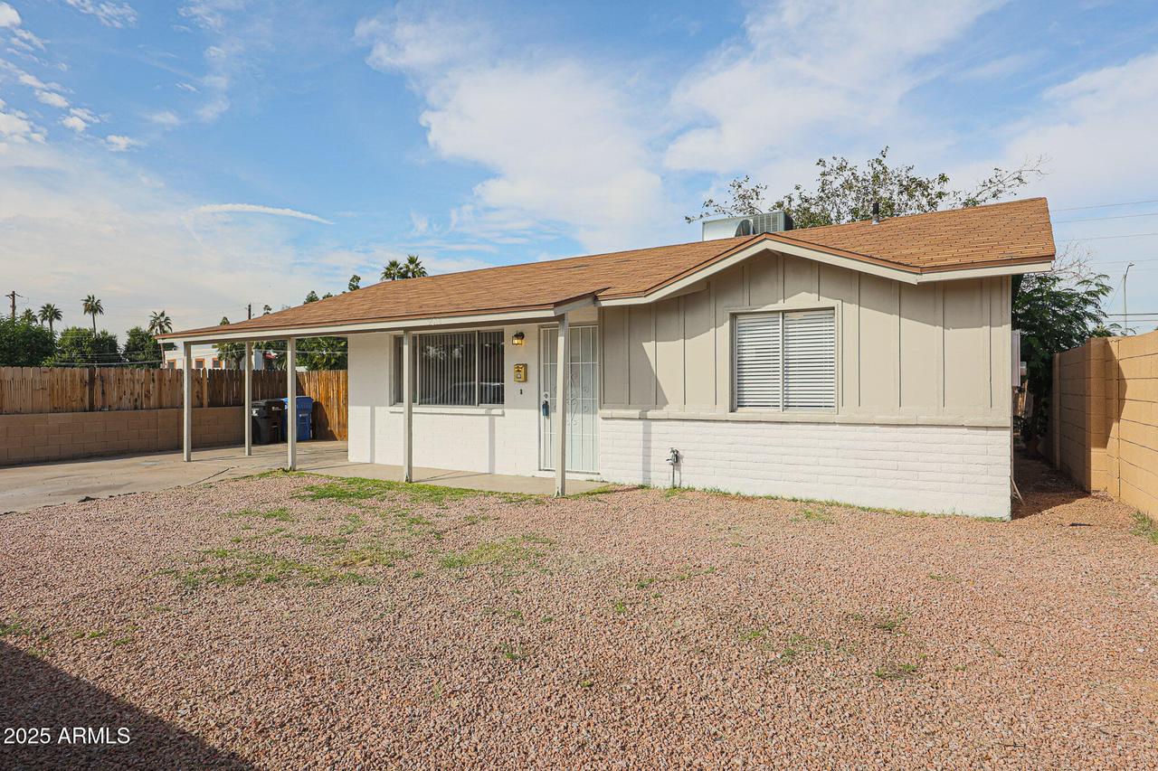 5614 W La Reata Ave., Phoenix, AZ 85035