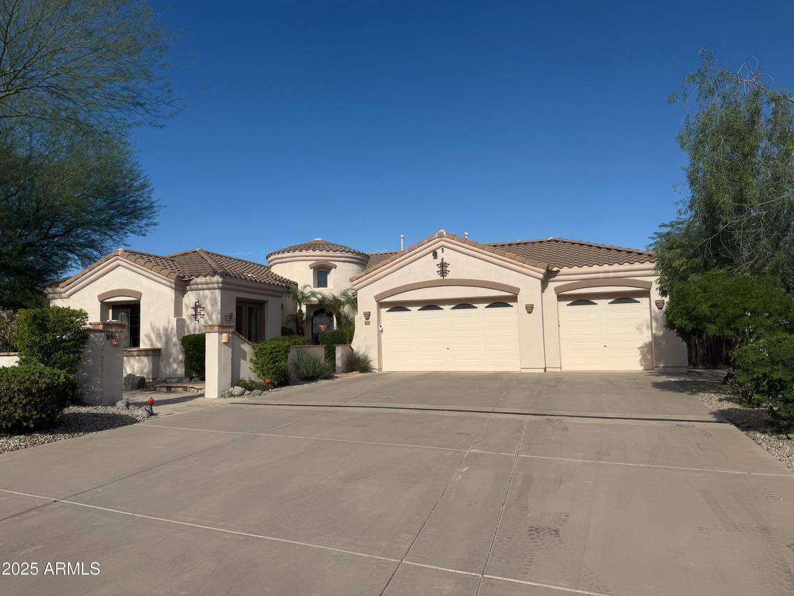9762 E Inglewood Cir., Mesa, AZ 85207