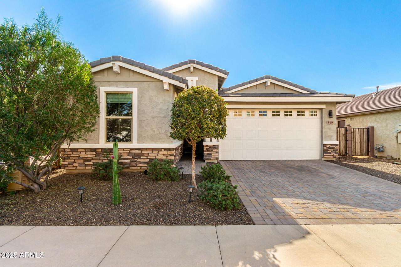 549 E Balao Dr., Phoenix, AZ 85085