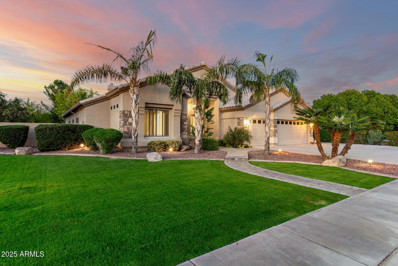 2090 E Finley St., Gilbert, AZ 85296