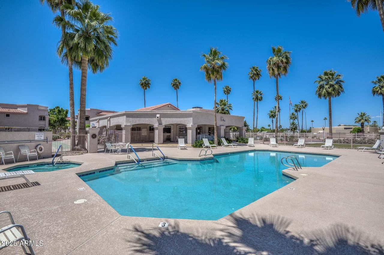 9151 W Greenway Rd. #113, Peoria, AZ 85381
