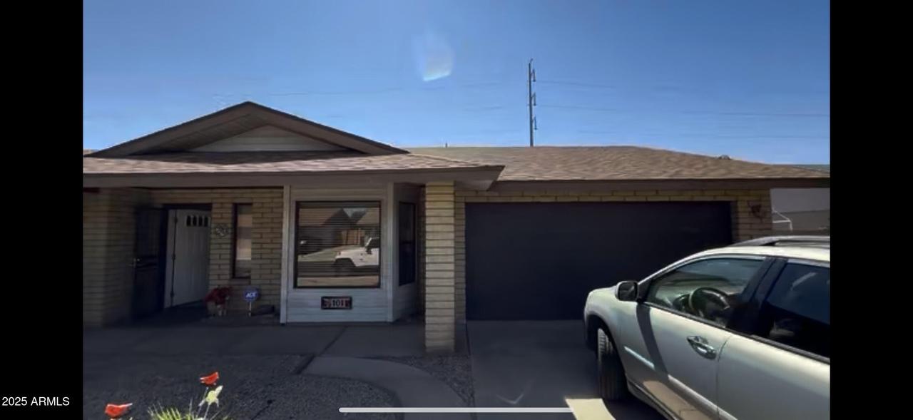 1011 E Renee Dr., Phoenix, AZ 85024