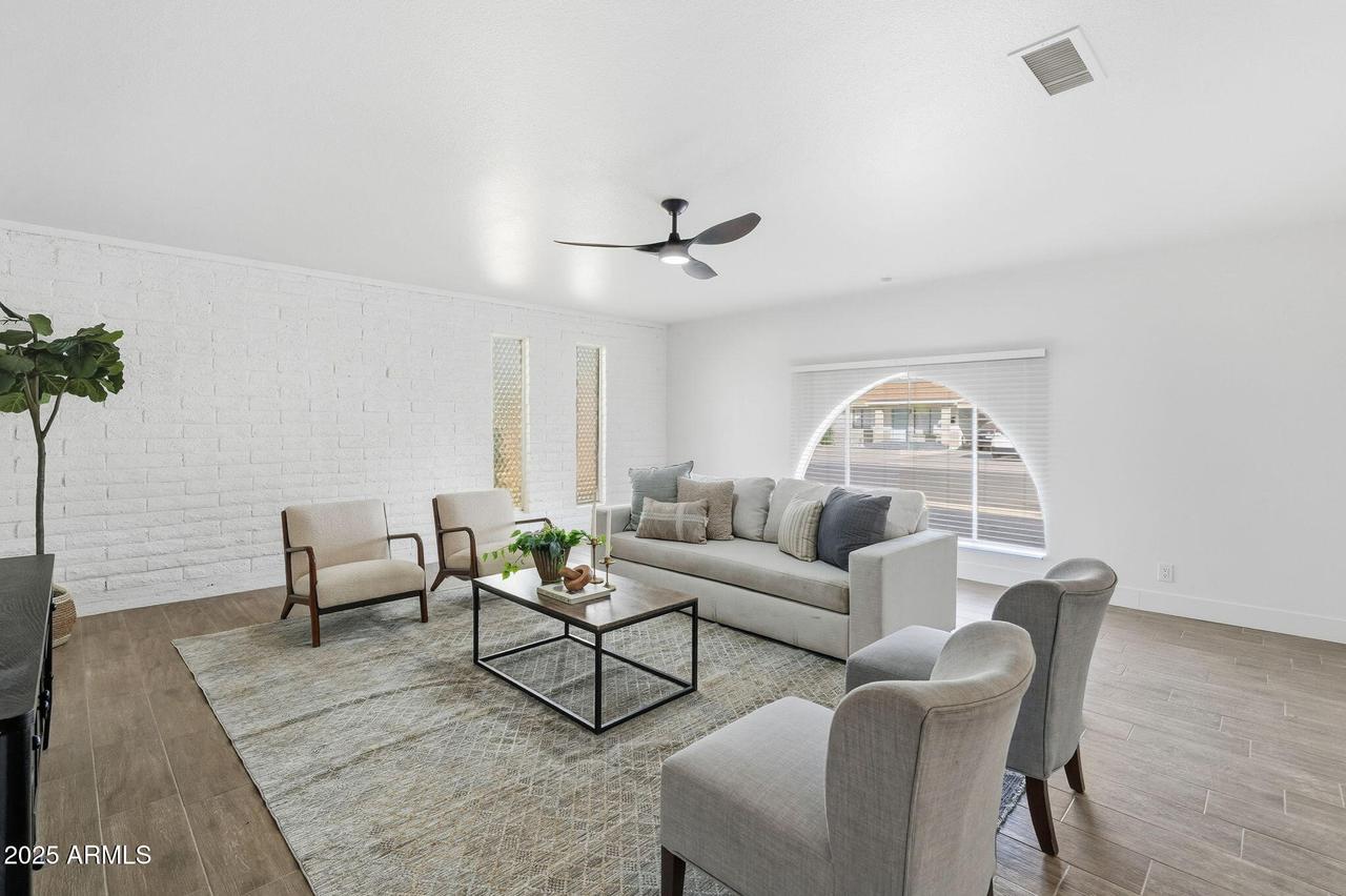 403 W Gail Dr., Chandler, AZ 85225