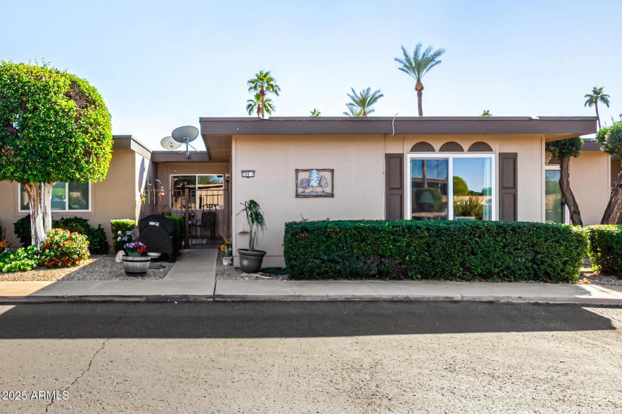 13709 N 98th Ave. #B, Sun City, AZ 85351