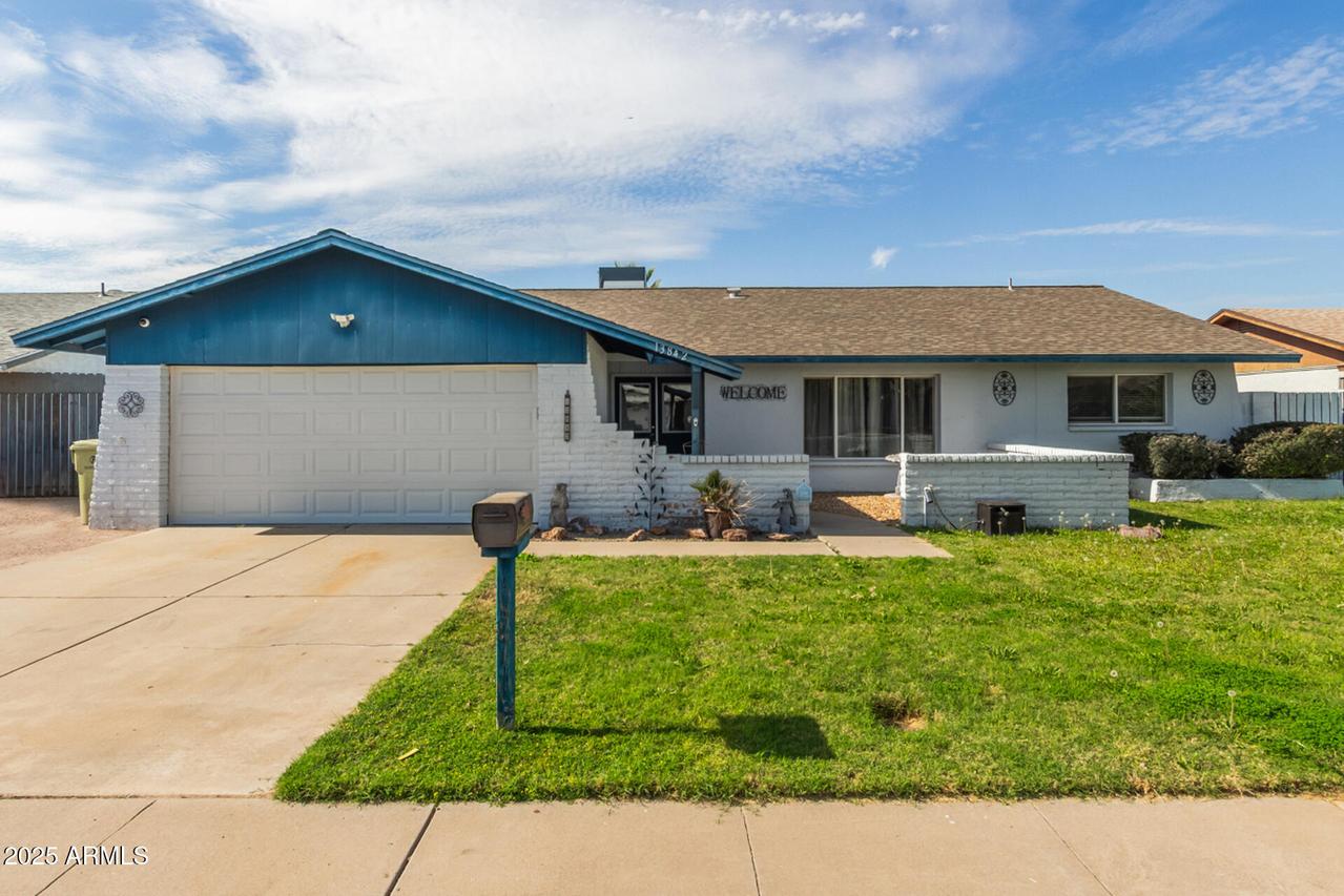 13842 N 52nd Ave., Glendale, AZ 85306