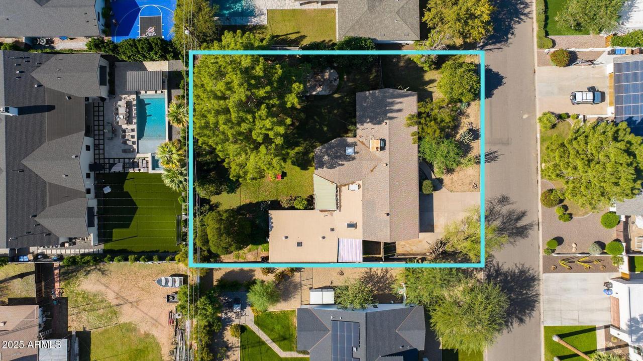 3627 E Hazelwood St., Phoenix, AZ 85018