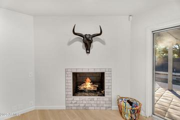 7028 N 12th Way, Phoenix, AZ 85020