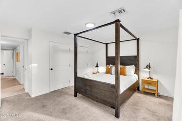 7028 N 12th Way, Phoenix, AZ 85020