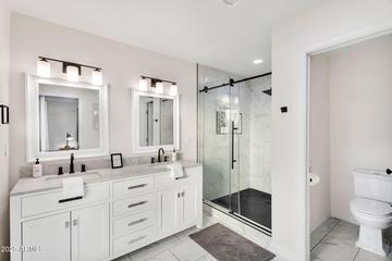 7028 N 12th Way, Phoenix, AZ 85020