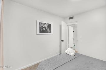 7028 N 12th Way, Phoenix, AZ 85020