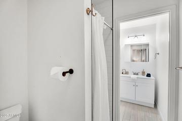 7028 N 12th Way, Phoenix, AZ 85020