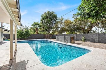 7028 N 12th Way, Phoenix, AZ 85020