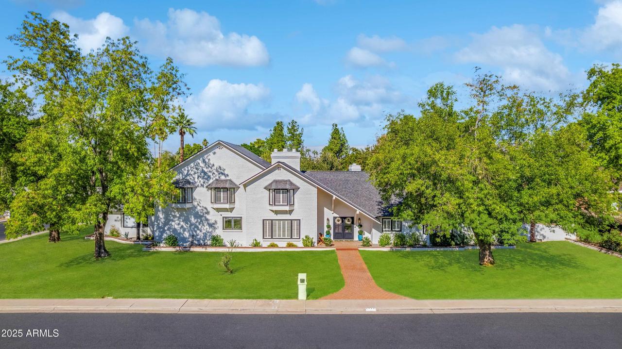 1712 E Fairfield St., Mesa, AZ 85203