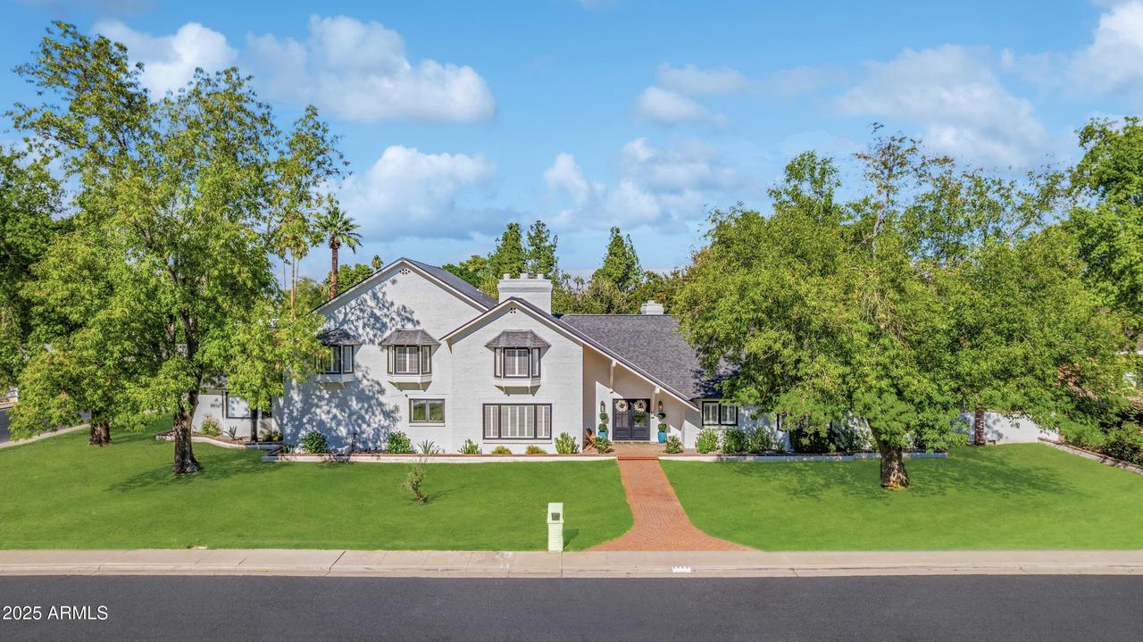 1712 E Fairfield St., Mesa, AZ 85203