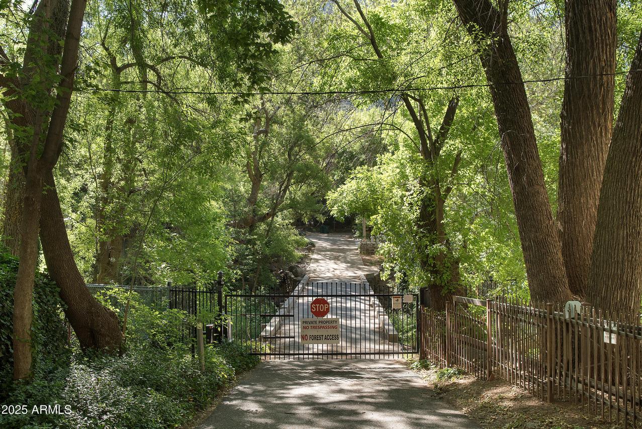 900 Upper Indian Gardens Dr. #M & B, Sedona, AZ 86336