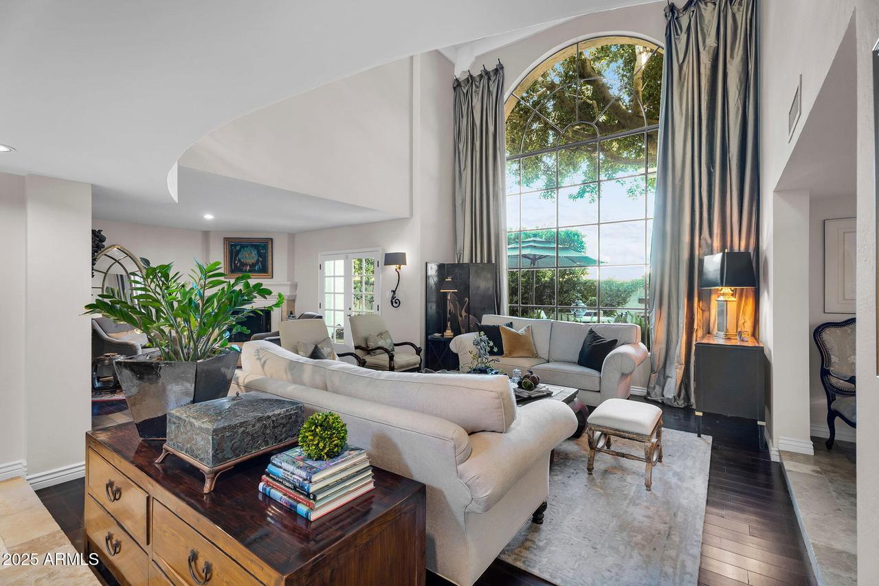 6701 N Scottsdale Rd. #16, Scottsdale, AZ 85250