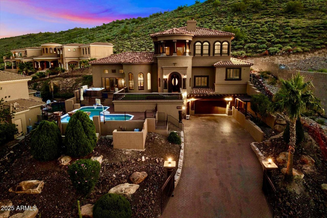 6123 W Alameda Rd., Glendale, AZ 85310