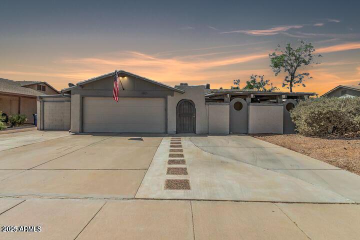 1821 W Mission Dr., Chandler, AZ 85224