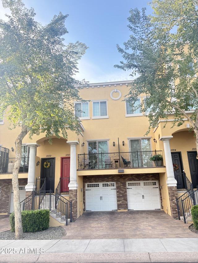 421 W 6th St. #1003, Tempe, AZ 85281