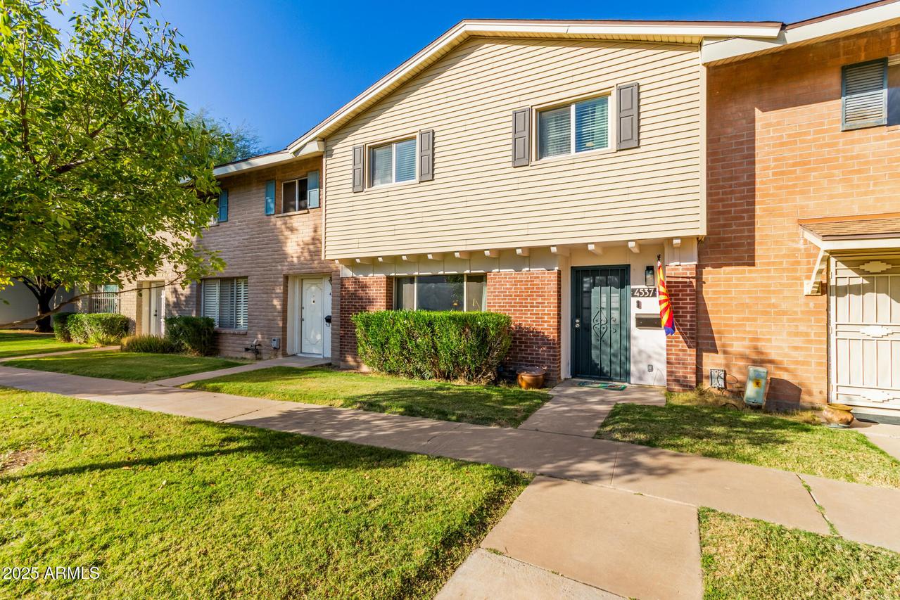 4537 N 17th Ave., Phoenix, AZ 85015