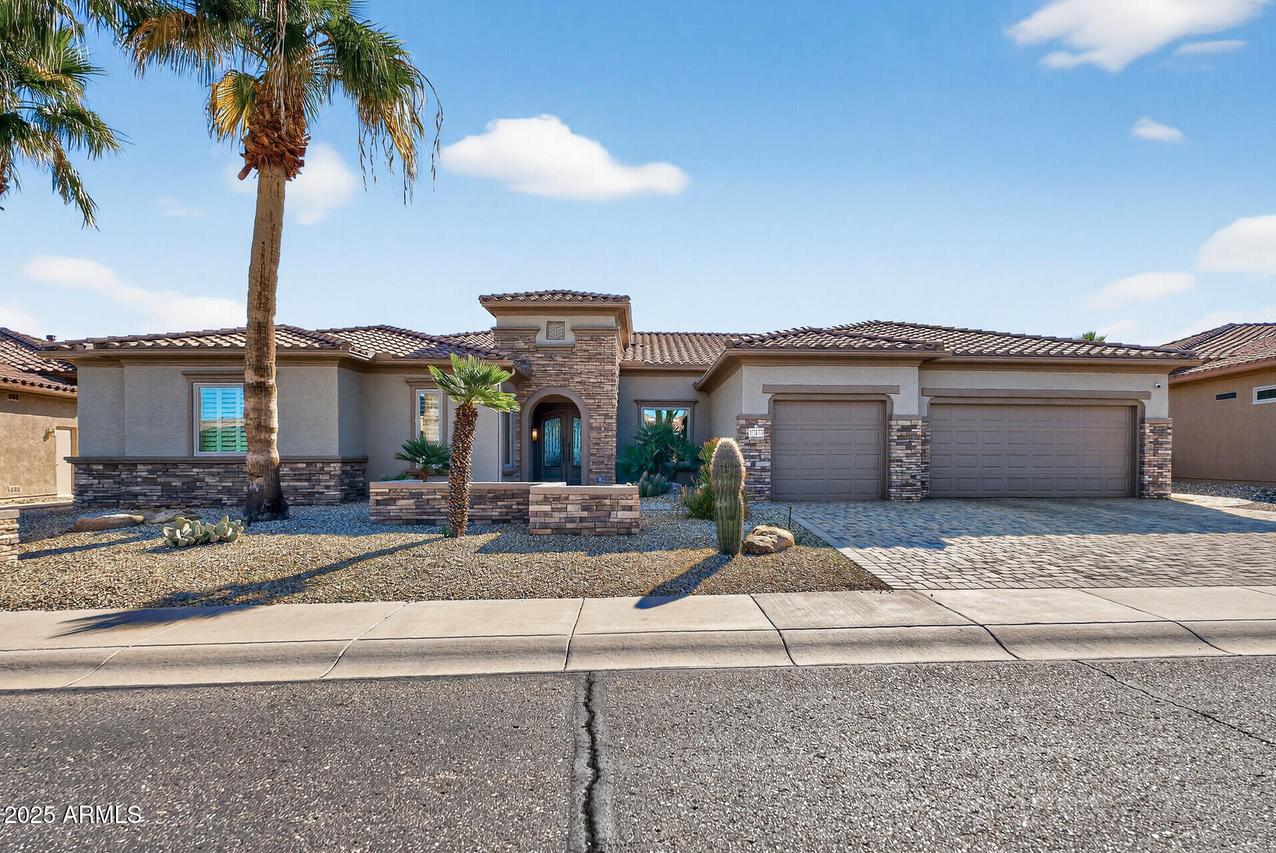 17173 W Mahogany Way, Surprise, AZ 85387
