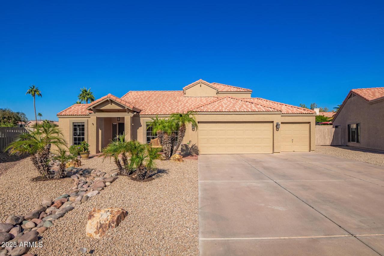 16402 S 39th St., Phoenix, AZ 85048