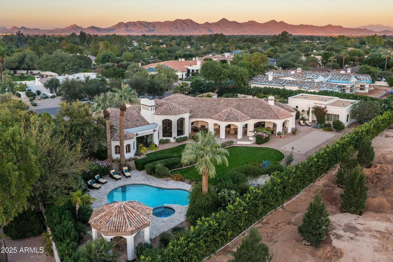 5747 E Caballo Dr., Paradise Valley, AZ 85253