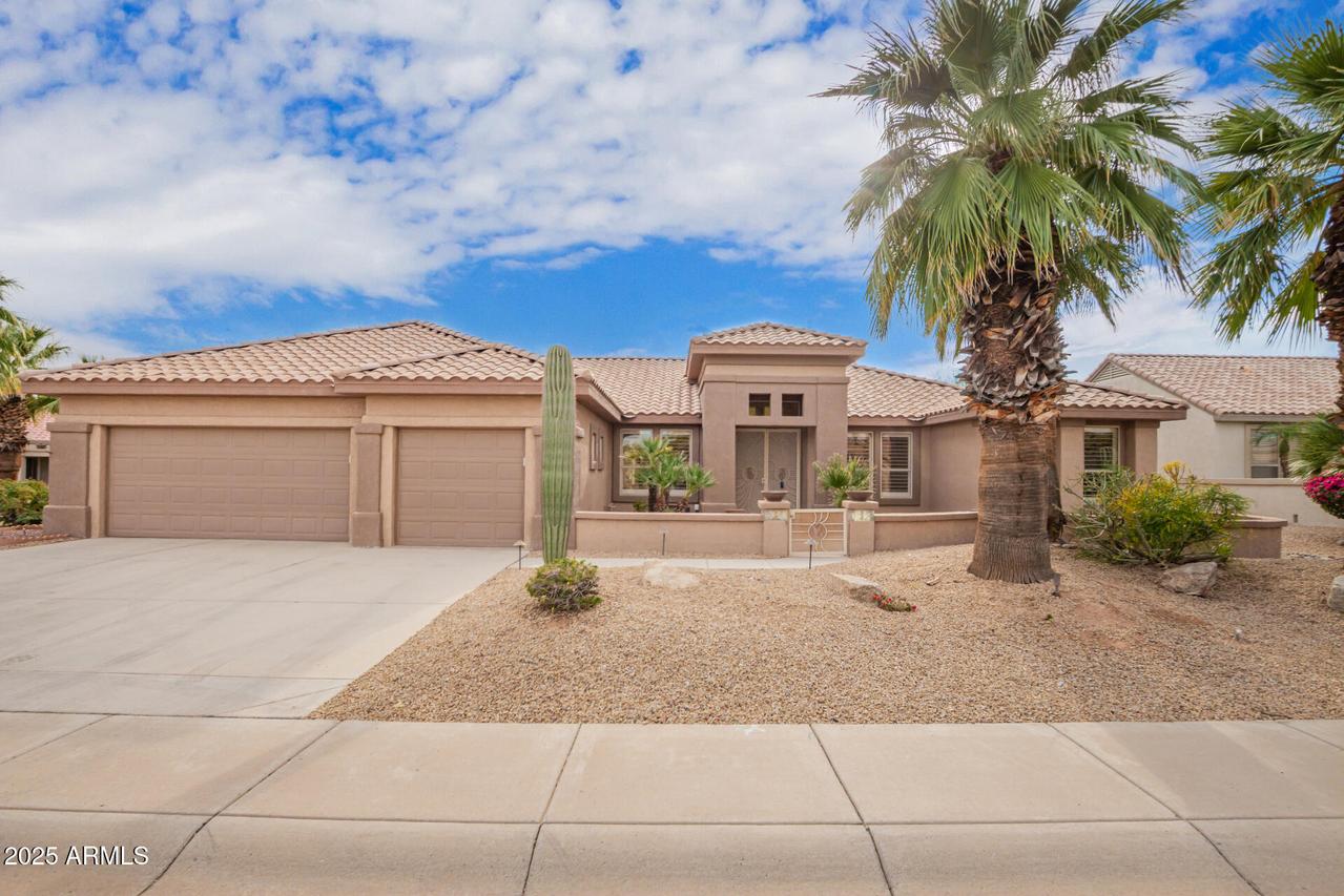 18020 N Timber Ridge Dr., Surprise, AZ 85374