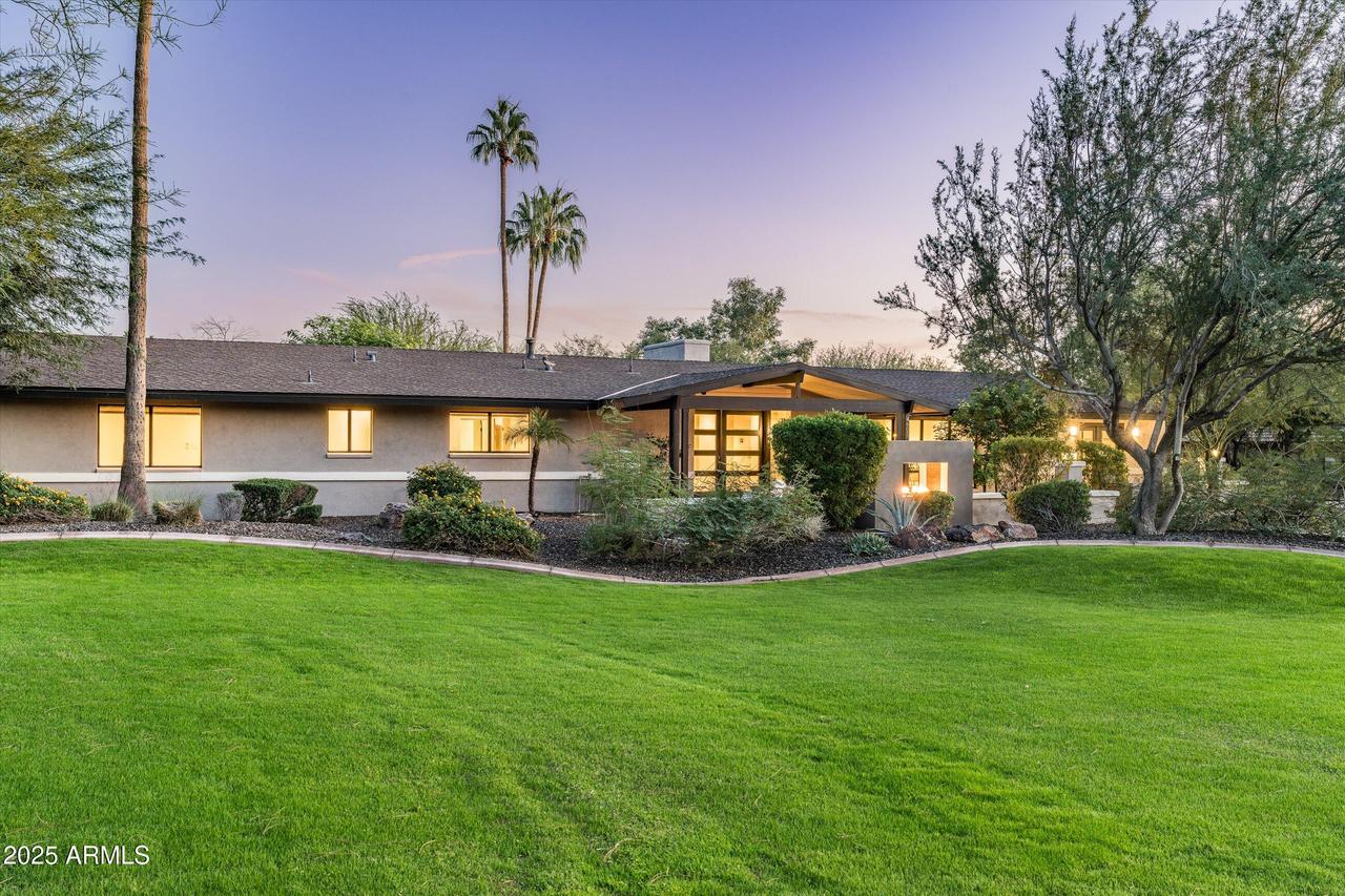 4605 E Orange Dr., Phoenix, AZ 85018