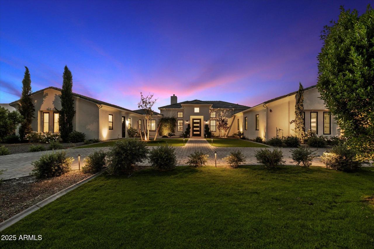 11616 N 65th St., Scottsdale, AZ 85254