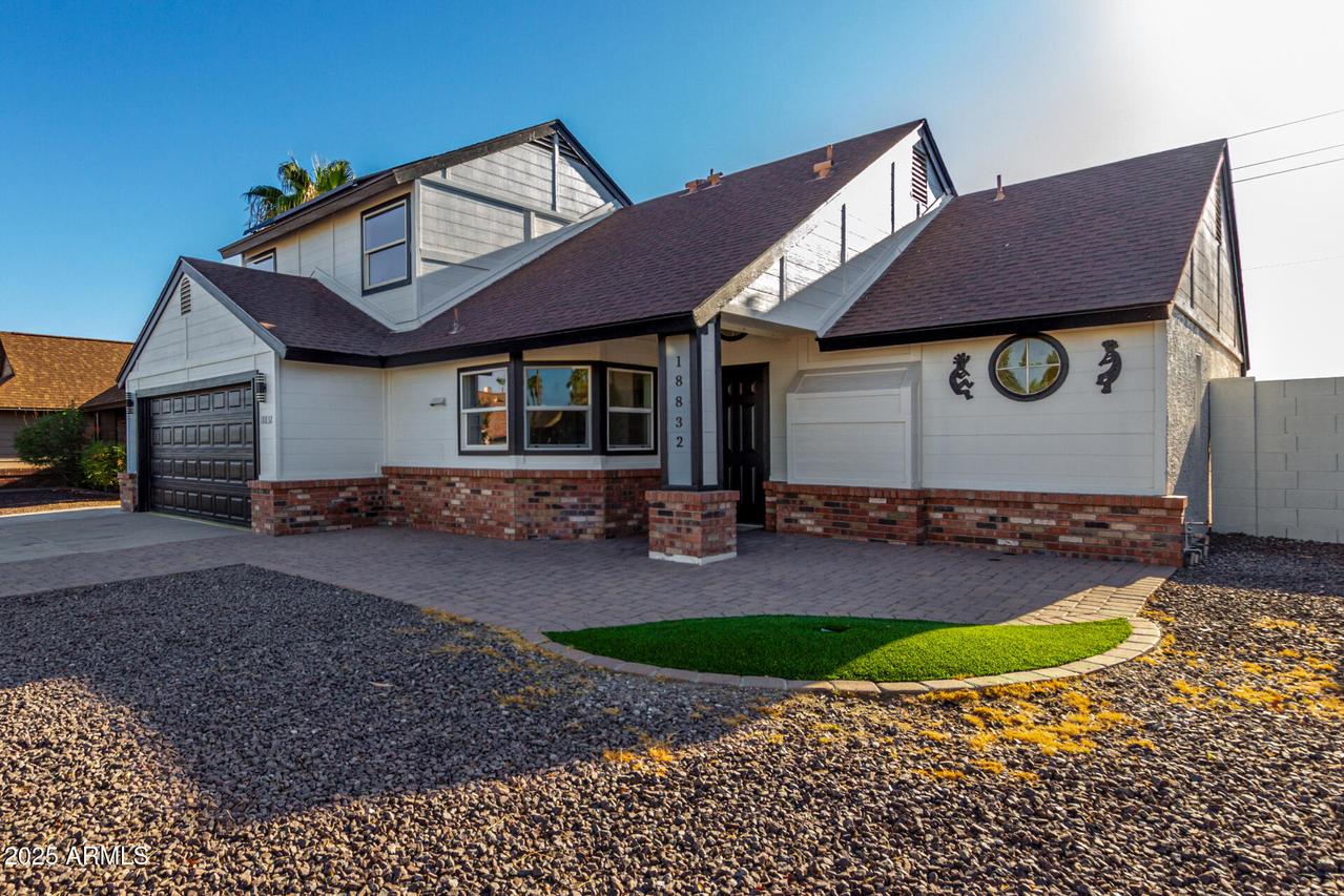 18832 N 50th Ave., Glendale, AZ 85308