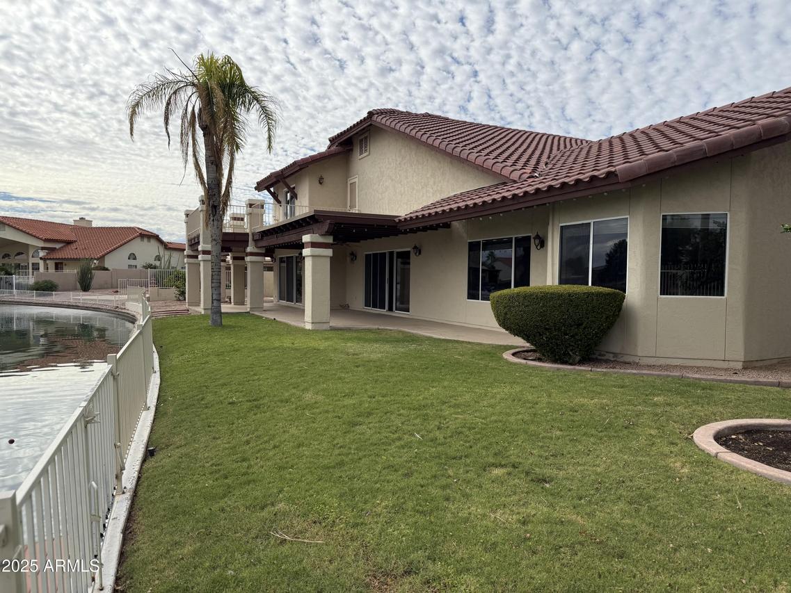 2088 N Lake Shore Dr., Casa Grande, AZ 85122