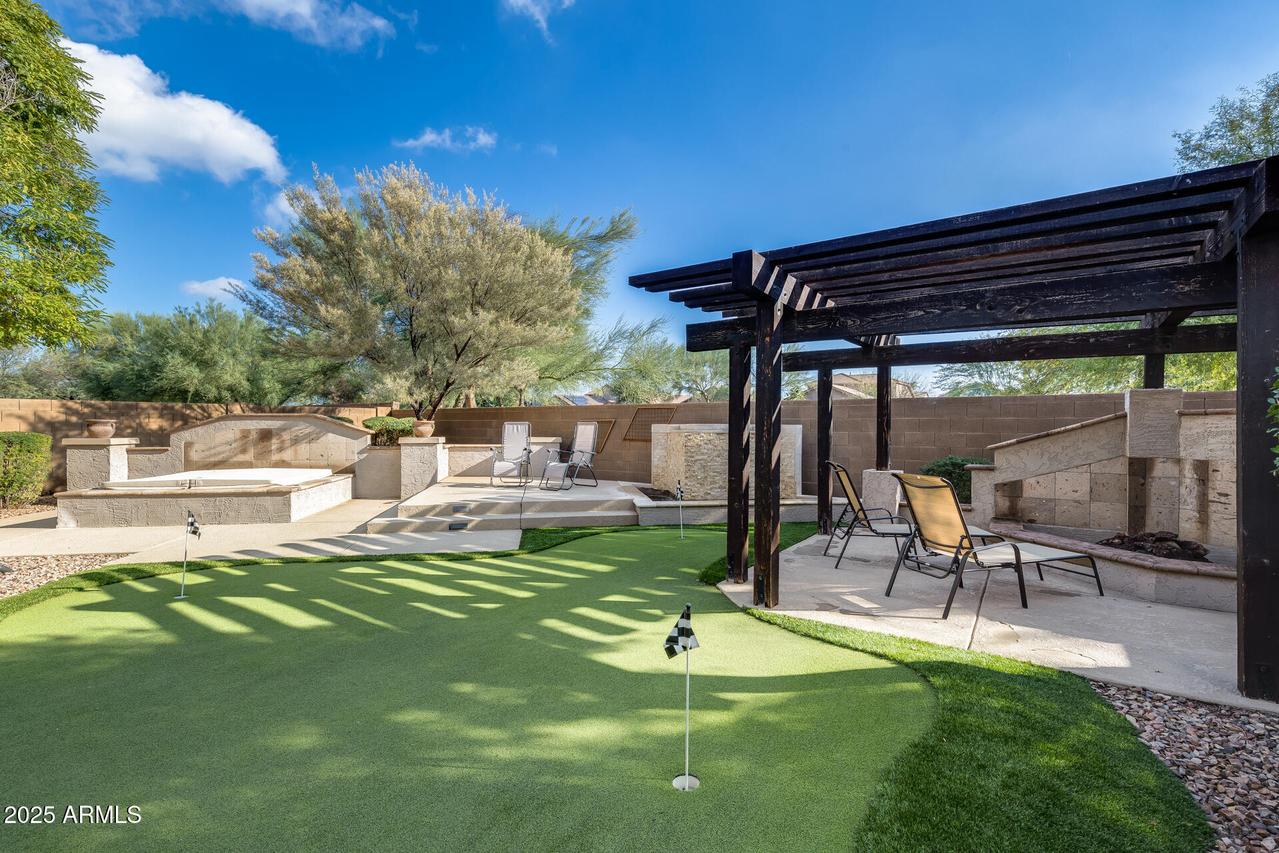 7533 W Rushmore Way, Florence, AZ 85132