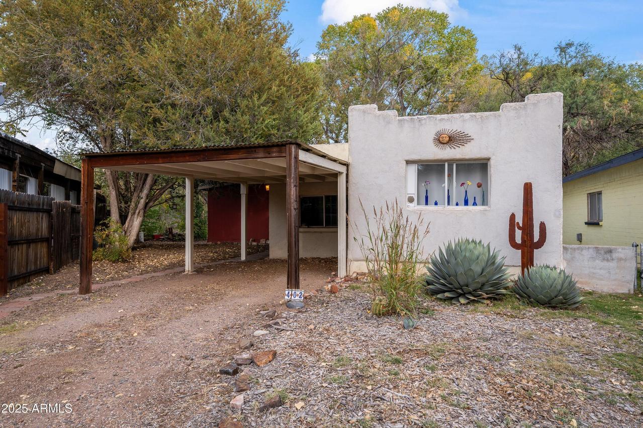 402 Sheard Dr., Patagonia, AZ 85624