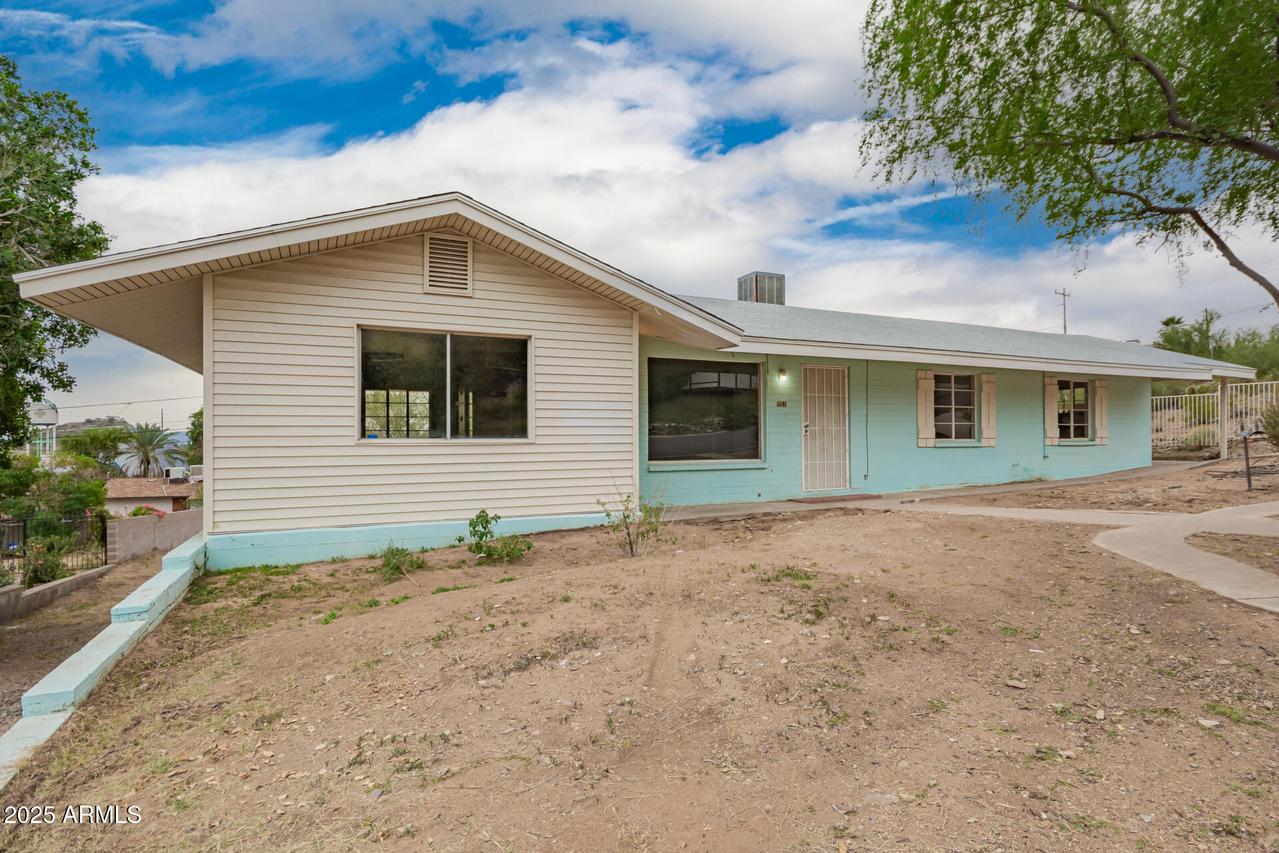 951 W Sahuaro Dr., Phoenix, AZ 85029