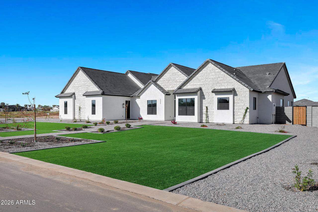 35680 N Evermore Madison St., San Tan Valley, AZ 85140