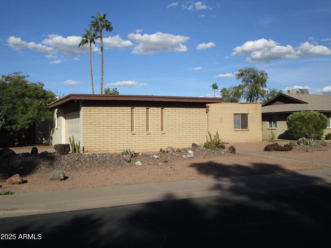 504 E Fremont Dr., Tempe, AZ 85282