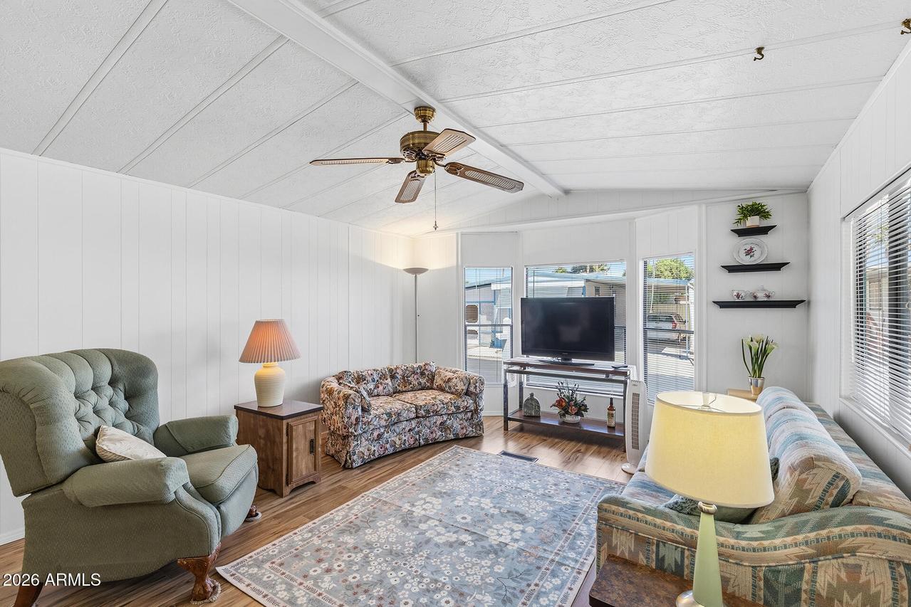 9427 E University Dr. #36, Mesa, AZ 85207